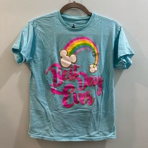 DISNEY PARKS kids tshirt size large (fits like adult women’s small, too!)
